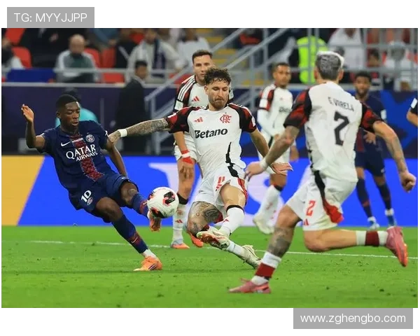 巴黎防线稳定性存隐患,球队近期整体表现受到影响 巴黎防线稳定性存隐患,球队近期整体表现受到影响